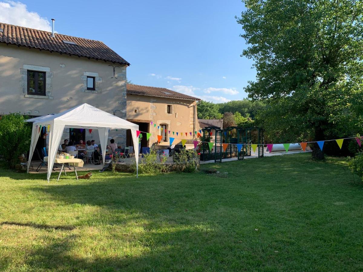 Grande Villa Au Coeur De La Dordogne Paussac-et-Saint-Vivien Exterior photo